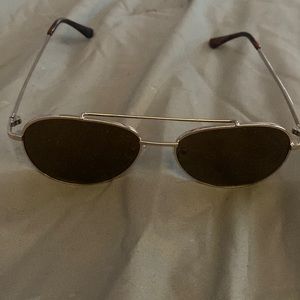 URBAN OUTFITTERS SUNGLASSES